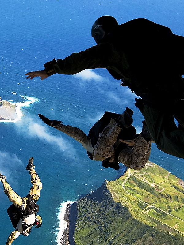 ASKERİ SOLO TAKTİK SERBEST PARAŞÜT SİSTEMLERİ